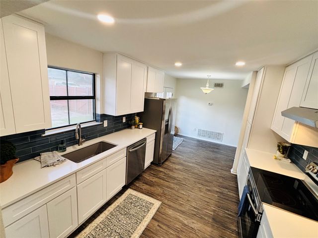 2516 Creek Crossing Road, Mesquite, TX 75181