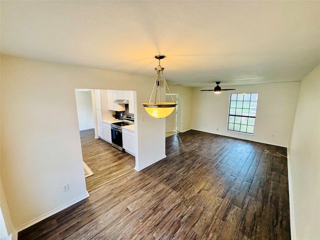 2516 Creek Crossing Road, Mesquite, TX 75181