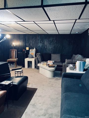 2618 Lincoln Way West Avenue, South Bend, IN 46628