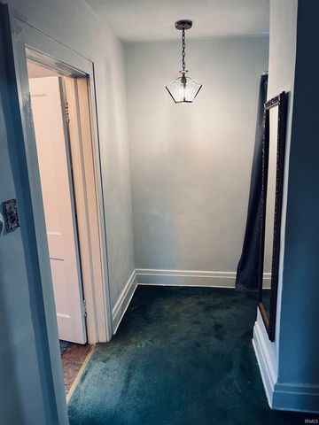 2618 Lincoln Way West Avenue, South Bend, IN 46628