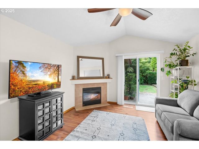 2478 S ALPINE St, Cornelius, OR 97113