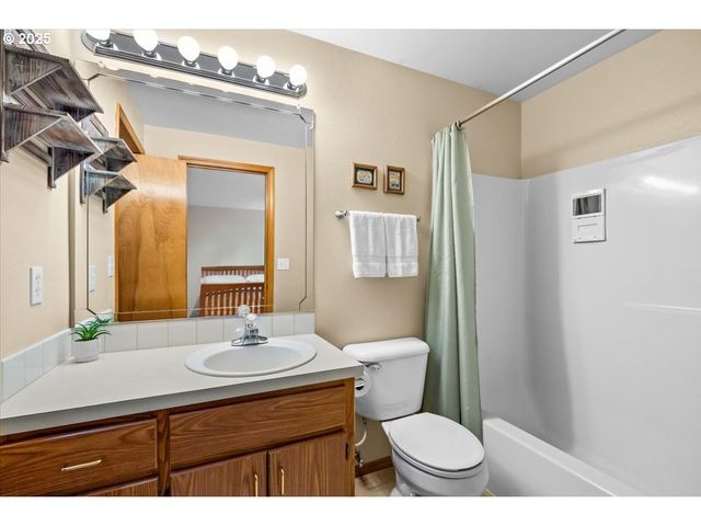 2478 S ALPINE St, Cornelius, OR 97113