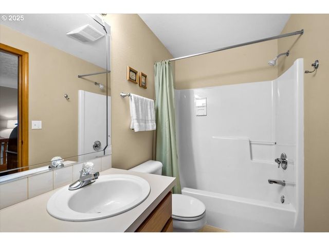 2478 S ALPINE St, Cornelius, OR 97113