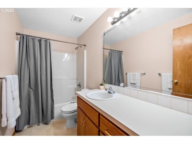 2478 S ALPINE St, Cornelius, OR 97113