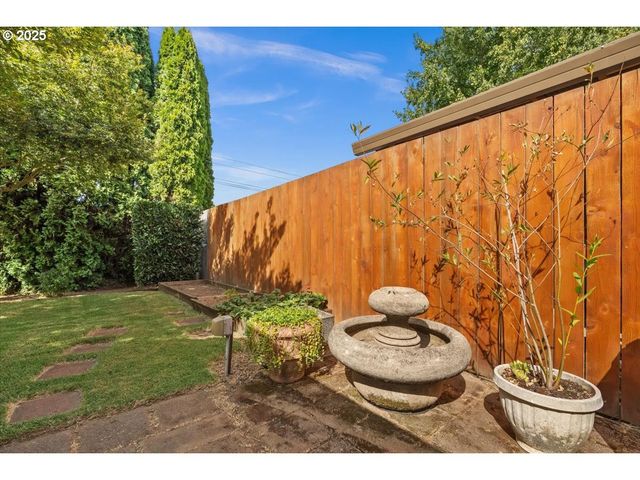 2478 S ALPINE St, Cornelius, OR 97113