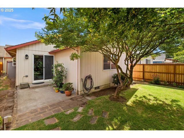 2478 S ALPINE St, Cornelius, OR 97113
