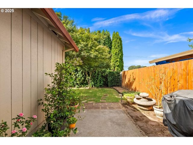2478 S ALPINE St, Cornelius, OR 97113