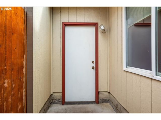 2478 S ALPINE St, Cornelius, OR 97113