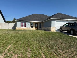 1209 LOULA B Drive, Dumas, TX 79029