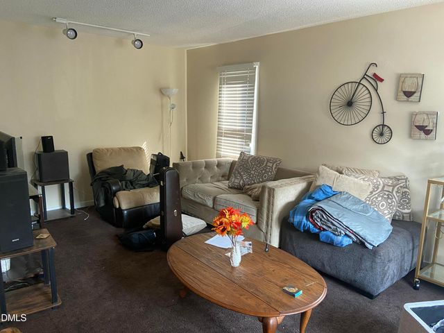 712 Martin Luther King Junior Boulevard H-2, Chapel Hill, NC 27514