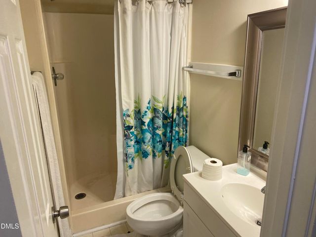 712 Martin Luther King Junior Boulevard H-2, Chapel Hill, NC 27514