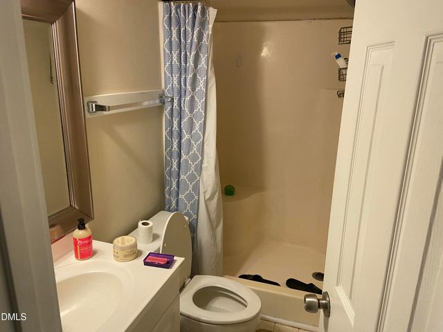 712 Martin Luther King Junior Boulevard H-2, Chapel Hill, NC 27514