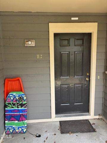 712 Martin Luther King Junior Boulevard H-2, Chapel Hill, NC 27514