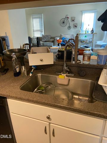 712 Martin Luther King Junior Boulevard H-2, Chapel Hill, NC 27514