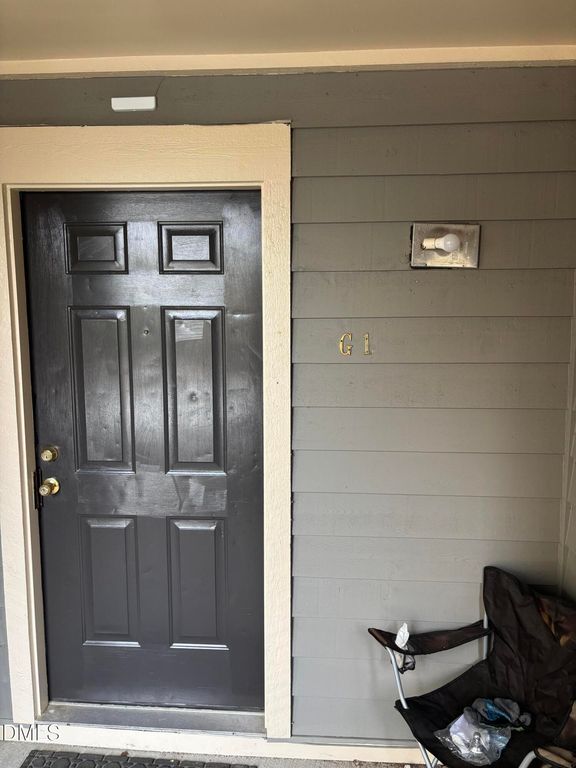 712 Martin Luther King Junior Boulevard H-2, Chapel Hill, NC 27514