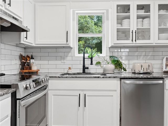 205 Shallowford Road NW, Kennesaw, GA 30144