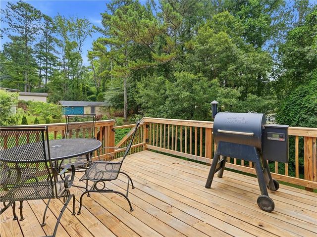 205 Shallowford Road NW, Kennesaw, GA 30144