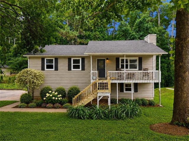 205 Shallowford Road NW, Kennesaw, GA 30144
