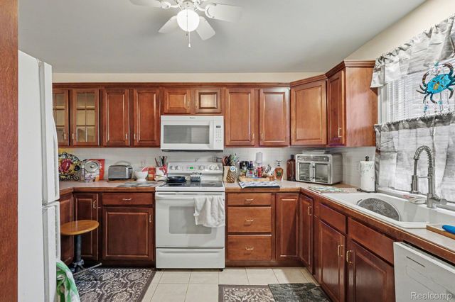 2053 Golfcrest Drive, Davison Township, MI 48423