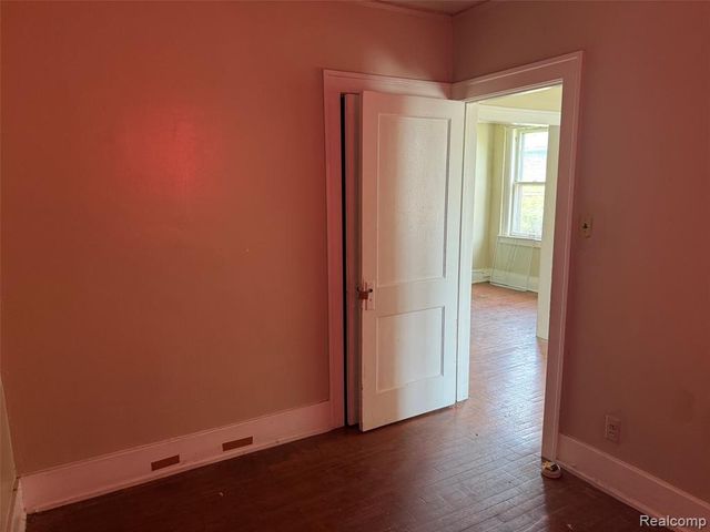16129 Mack Avenue, Detroit, MI 48224