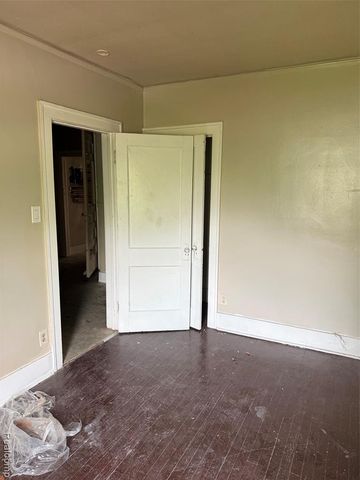 16129 Mack Avenue, Detroit, MI 48224