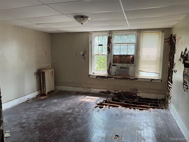 16129 Mack Avenue, Detroit, MI 48224
