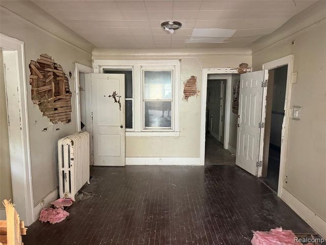 16129 Mack Avenue, Detroit, MI 48224
