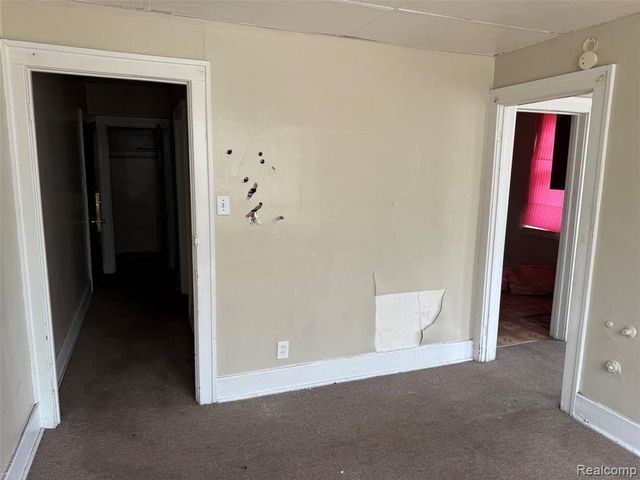16129 Mack Avenue, Detroit, MI 48224