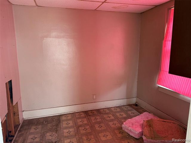 16129 Mack Avenue, Detroit, MI 48224