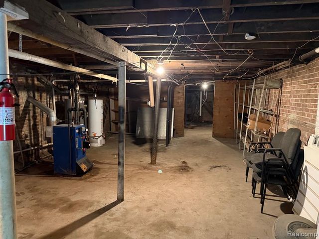 16129 Mack Avenue, Detroit, MI 48224