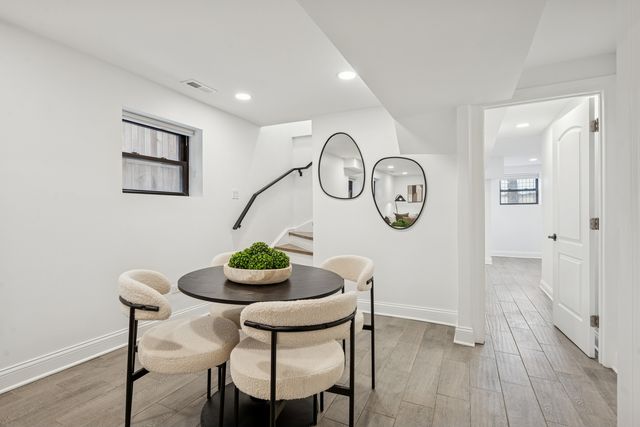 5426 N Western Avenue, Chicago, IL 60625