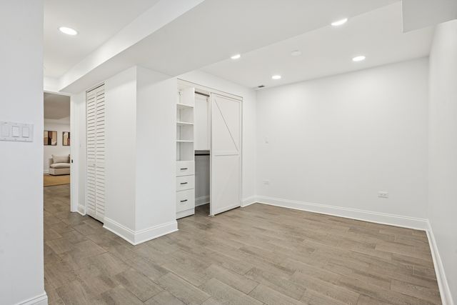 5426 N Western Avenue, Chicago, IL 60625