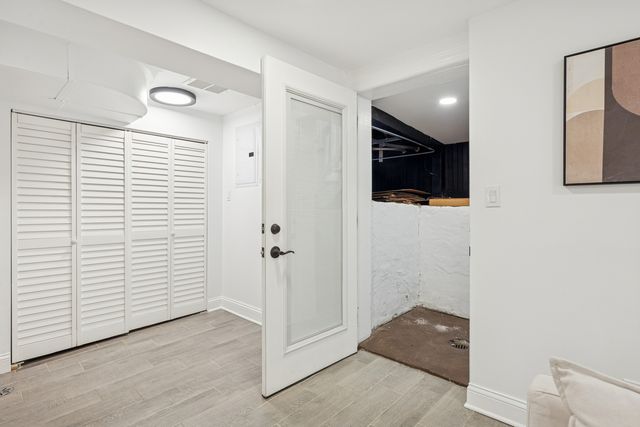 5426 N Western Avenue, Chicago, IL 60625