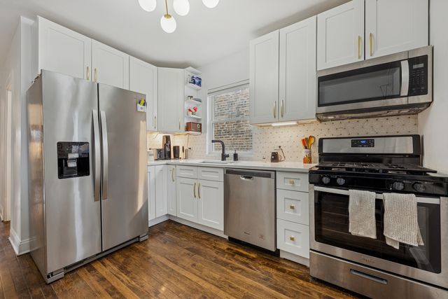 5426 N Western Avenue, Chicago, IL 60625