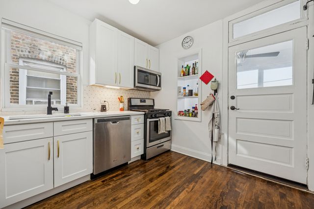 5426 N Western Avenue, Chicago, IL 60625