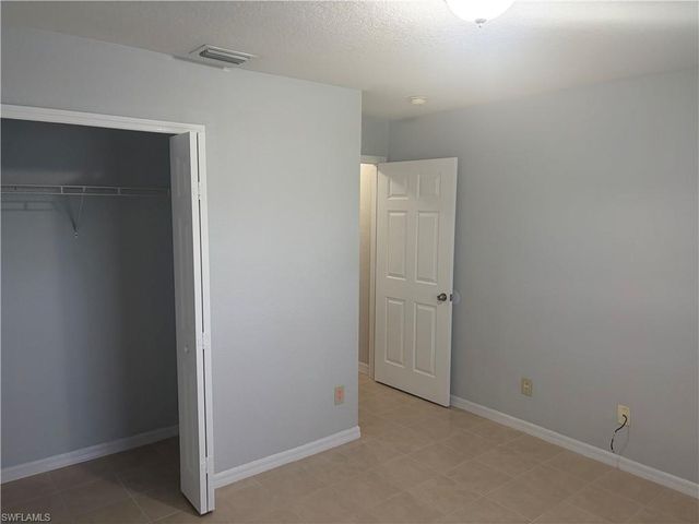 4545 26th ST SW, Lehigh Acres, FL 33973