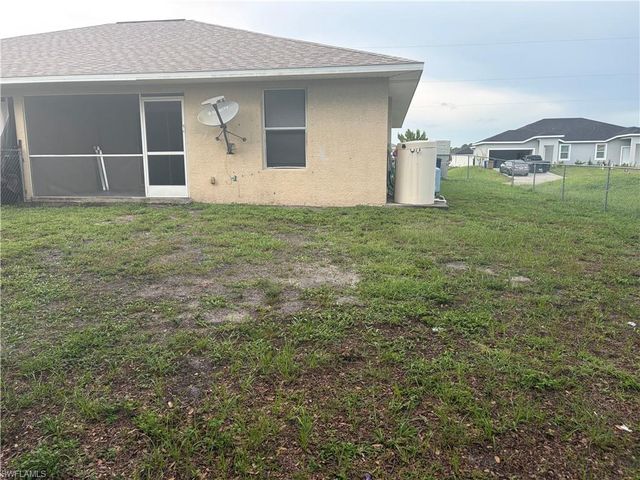 4545 26th ST SW, Lehigh Acres, FL 33973