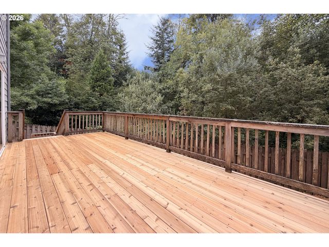 38783 REDWOOD St, Sandy, OR 97055