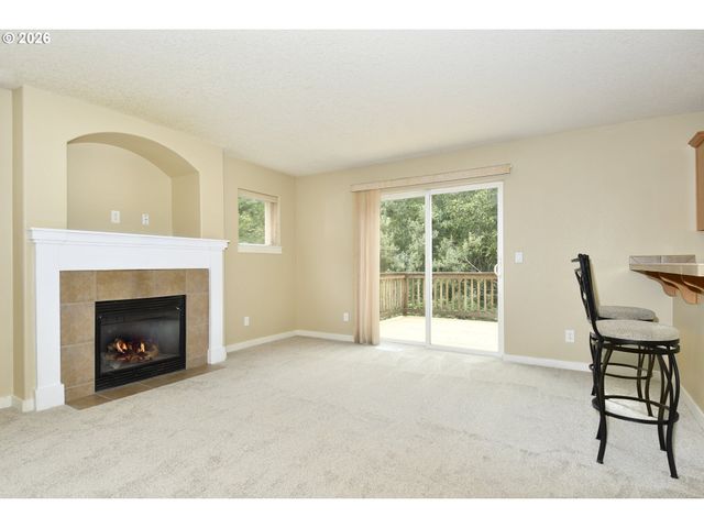 38783 REDWOOD St, Sandy, OR 97055