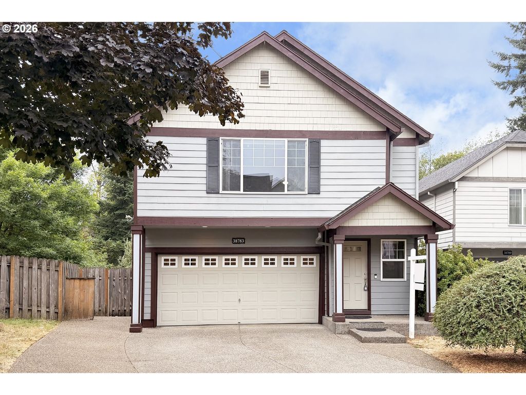 38783 REDWOOD St, Sandy, OR 97055