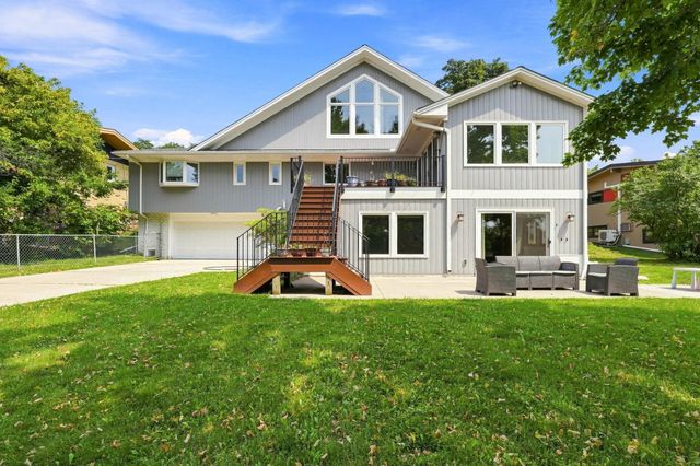 29 Orme Court, Saint Paul, MN 55116