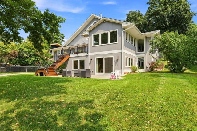 29 Orme Court, Saint Paul, MN 55116