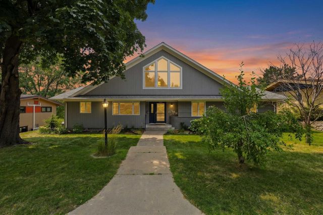 29 Orme Court, Saint Paul, MN 55116