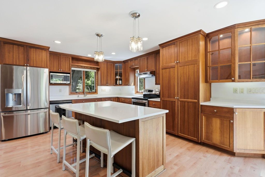 29 Orme Court, Saint Paul, MN 55116 — photo 2