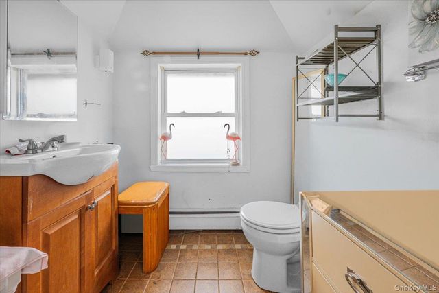 25 3rd Avenue, Central Islip, NY 11722