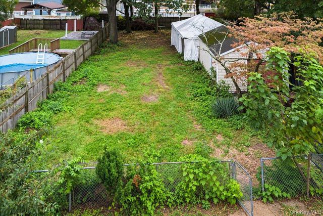 25 3rd Avenue, Central Islip, NY 11722