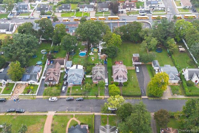 25 3rd Avenue, Central Islip, NY 11722
