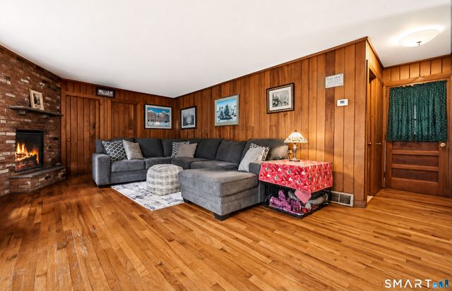 25 Maple Drive, New Milford, CT 06776