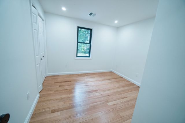 85 Alden Rd, Holliston, MA 01746