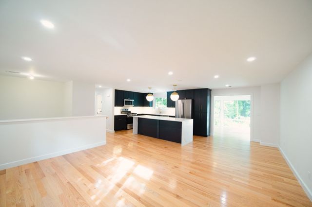 85 Alden Rd, Holliston, MA 01746